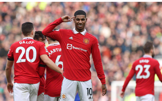 队签订了一 队签订了一