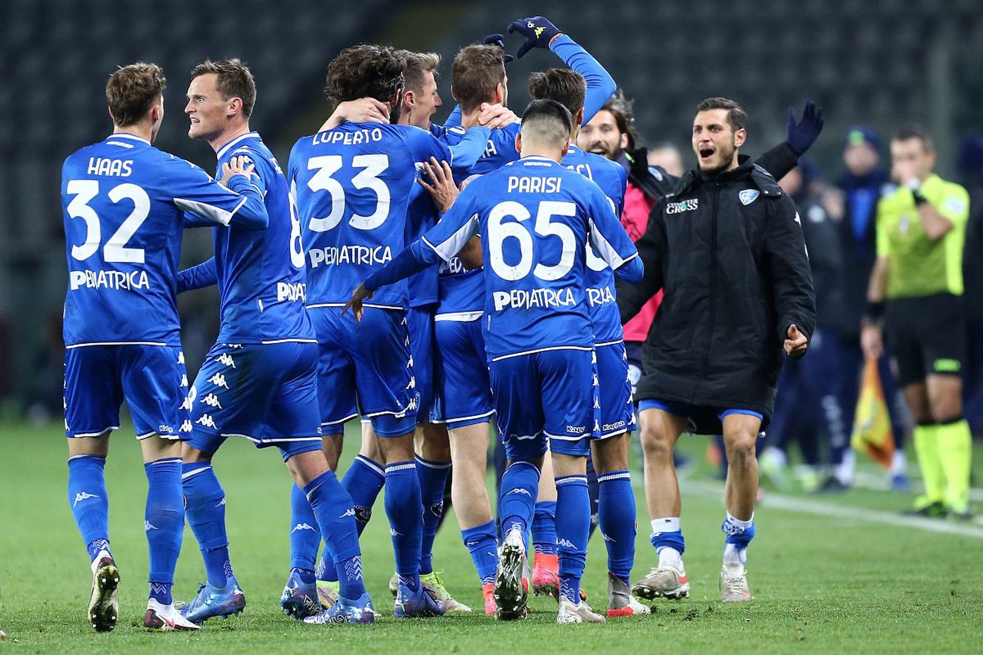 中国足球近 中国足球近