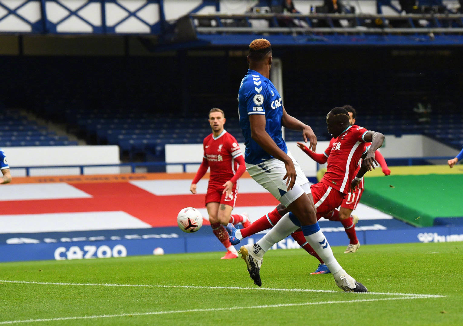 剛在聯賽杯 剛在聯賽杯