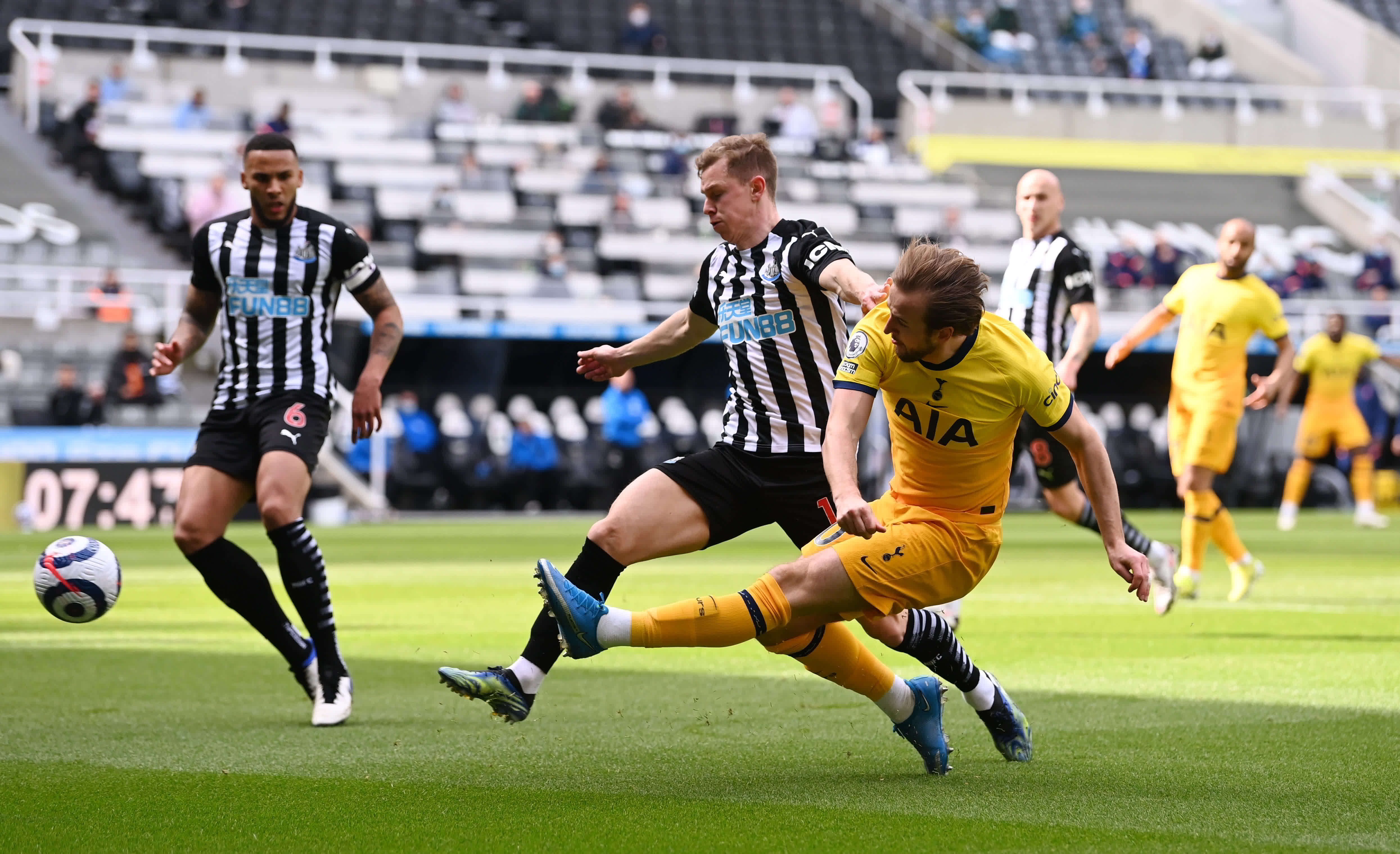 更是一個警 更是一個警